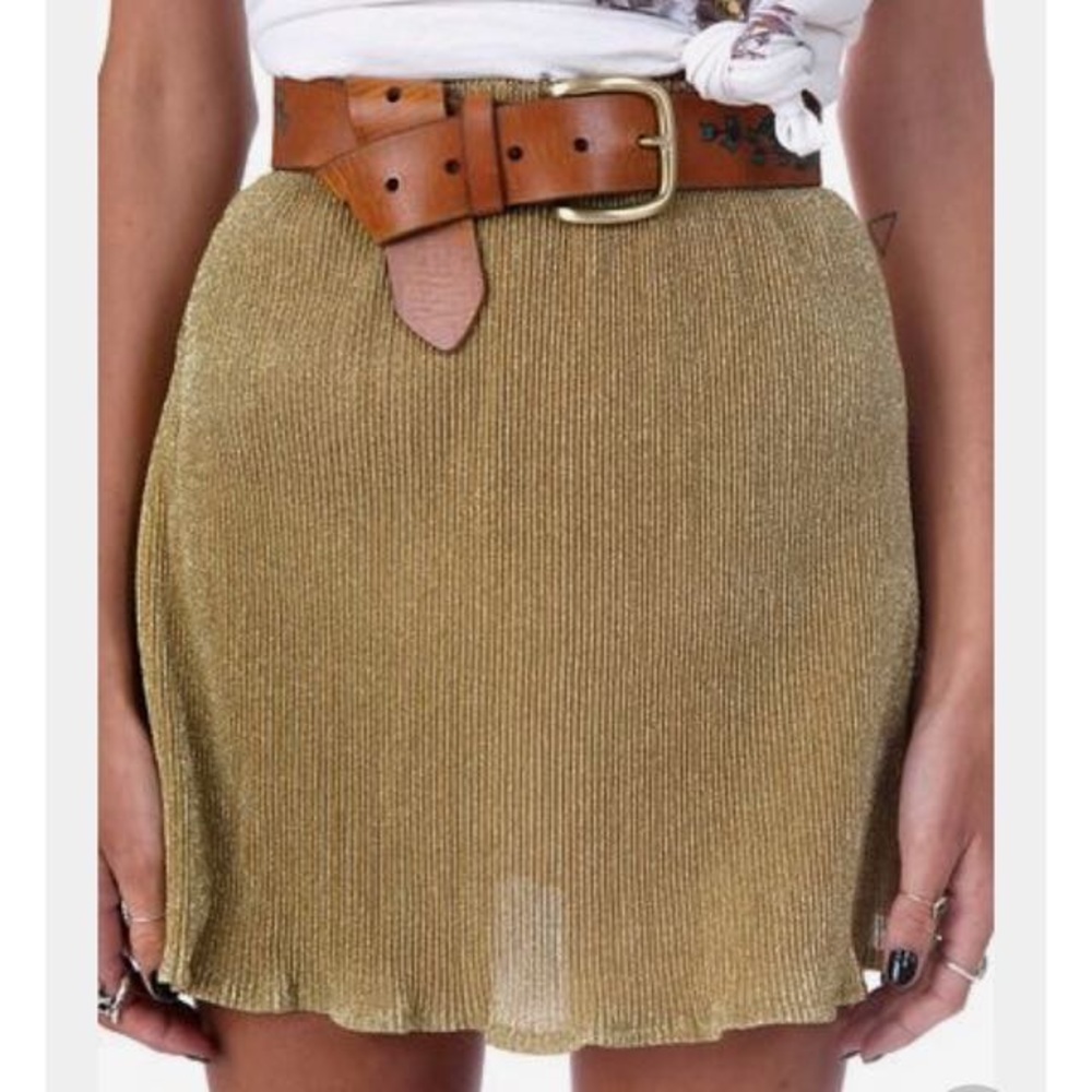 ISO Verge Girl gold glitter skirt